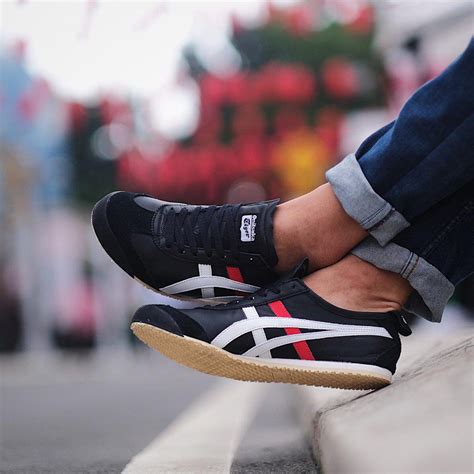 onitsuka tiger app.